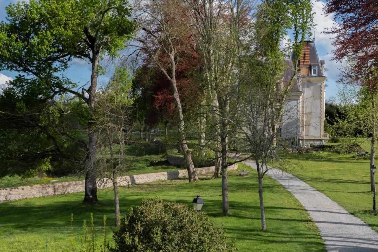 Chateau De Chazelpaud Saint-Bard Bagian luar foto